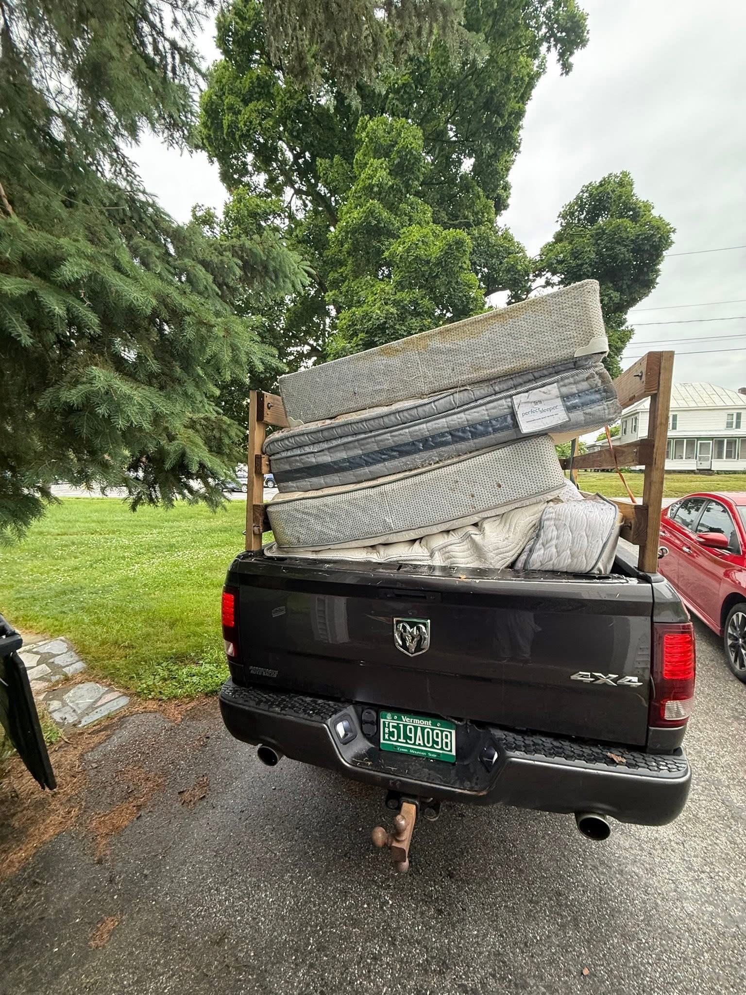 Liftoff Junk Removal Chandler AZ | Dumpster rental Same-Day Service Available