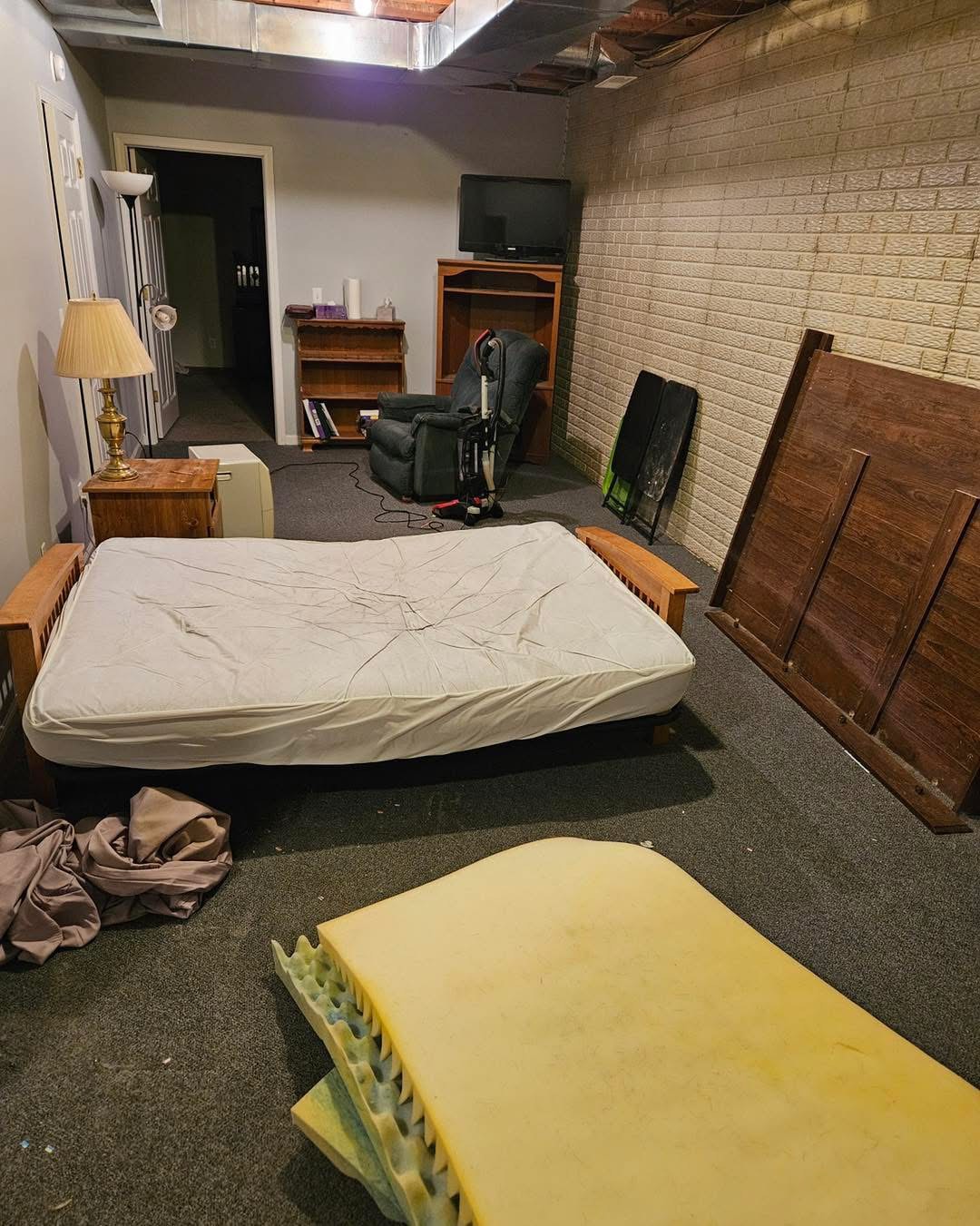 Liftoff Junk Removal Chandler AZ | Dumpster rental Same-Day Service Available