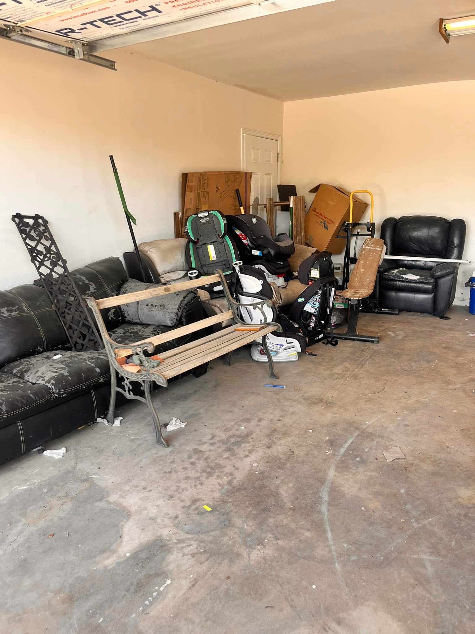 Liftoff Junk Removal Chandler AZ | Dumpster rental Same-Day Service Available