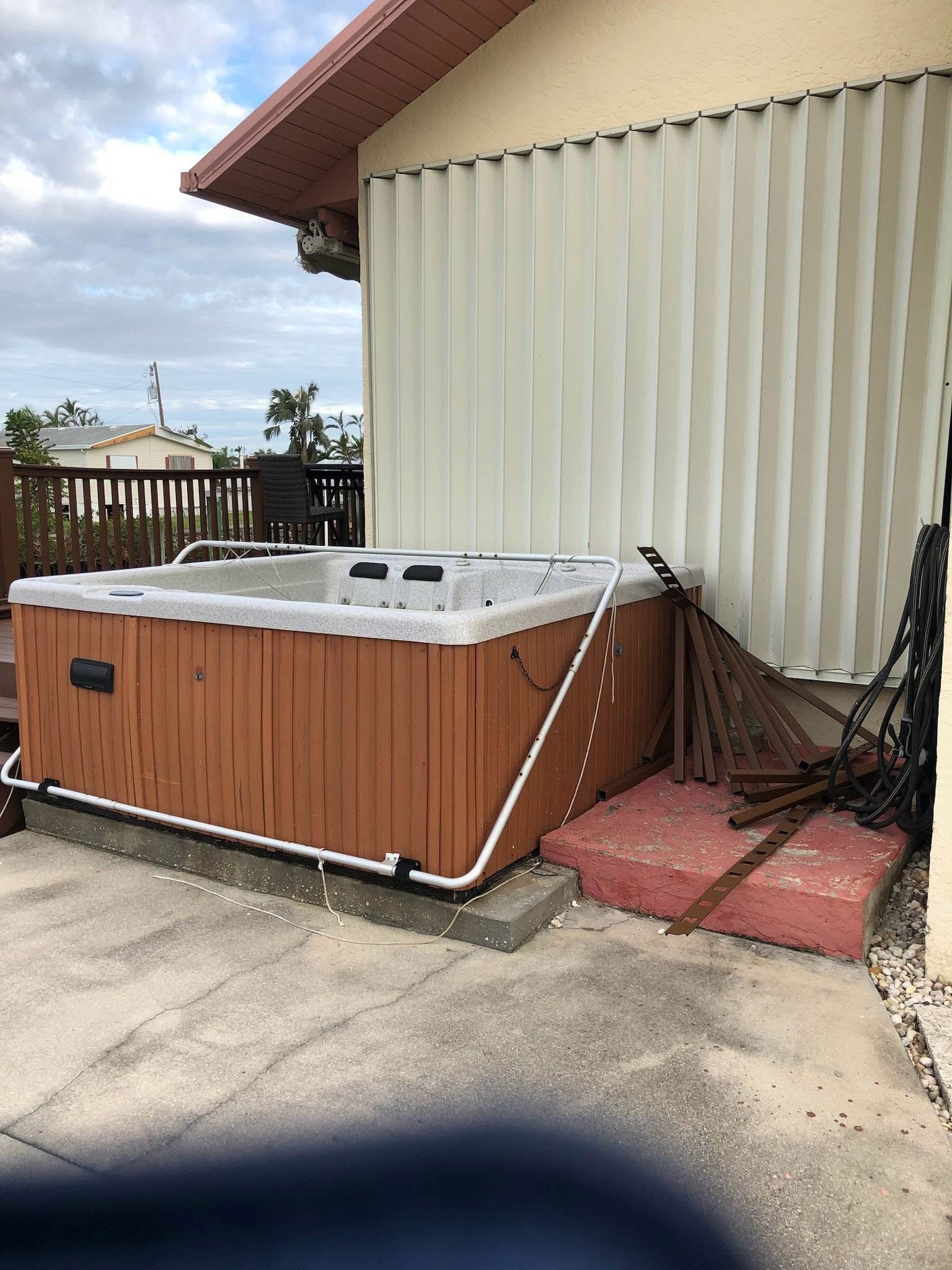 Liftoff Junk Removal Chandler AZ | Dumpster rental Same-Day Service Available