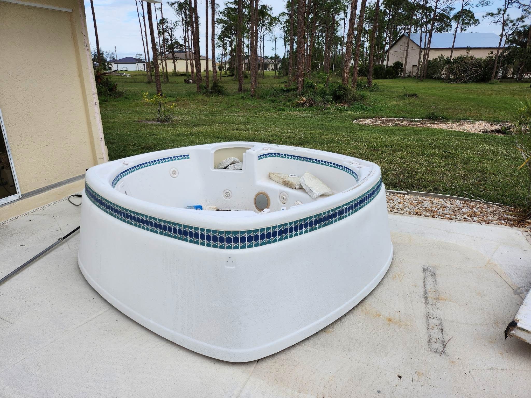 Liftoff Junk Removal Chandler AZ | Dumpster rental Same-Day Service Available