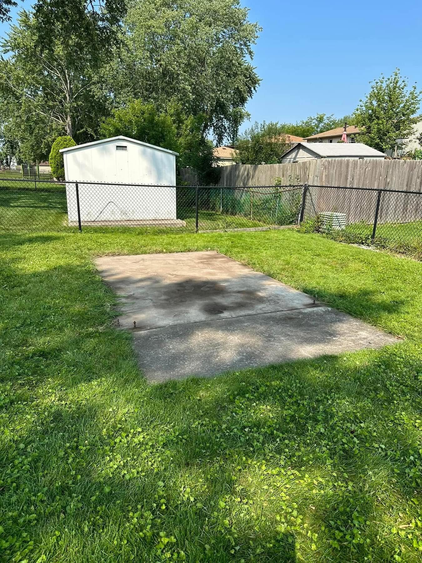 Liftoff Junk Removal Chandler AZ | Dumpster rental Same-Day Service Available