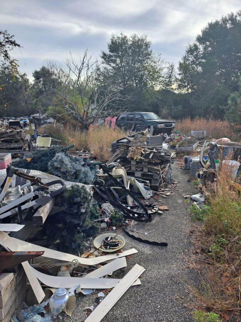 Liftoff Junk Removal Chandler AZ | Dumpster rental Same-Day Service Available