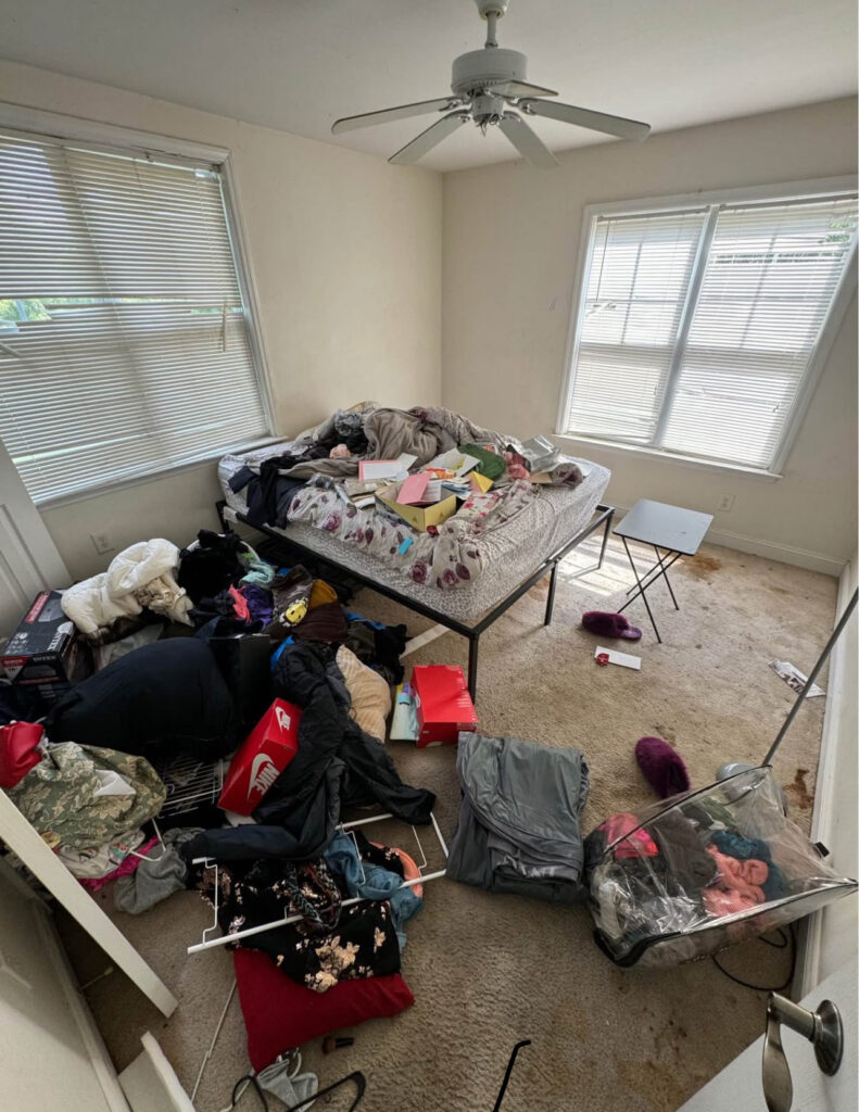 Liftoff Junk Removal Chandler AZ | Dumpster rental Same-Day Service Available