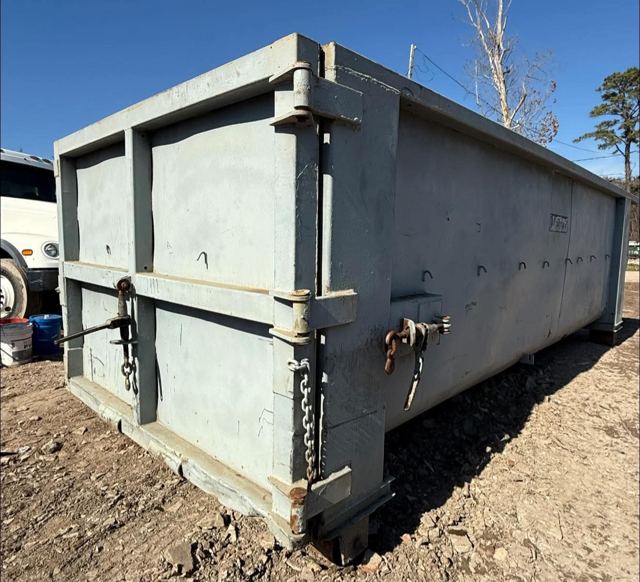 Liftoff Junk Removal Chandler AZ | Dumpster rental Same-Day Service Available