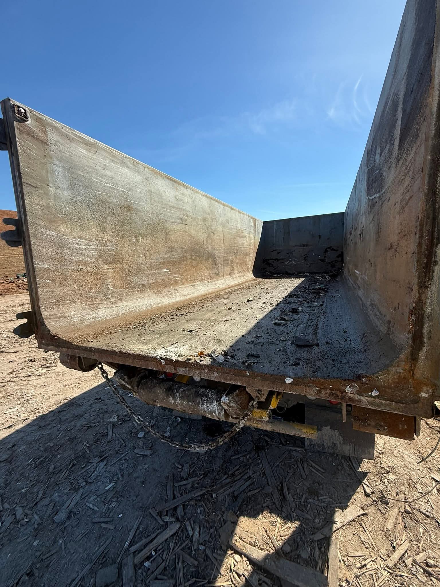 Liftoff Junk Removal Chandler AZ | Dumpster rental Same-Day Service Available