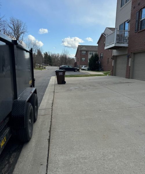 Liftoff Junk Removal Chandler AZ | Dumpster rental Same-Day Service Available