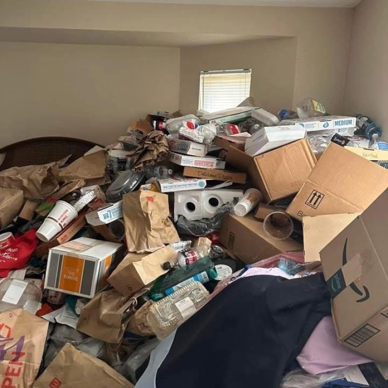 Liftoff Junk Removal Chandler AZ | Dumpster rental Same-Day Service Available