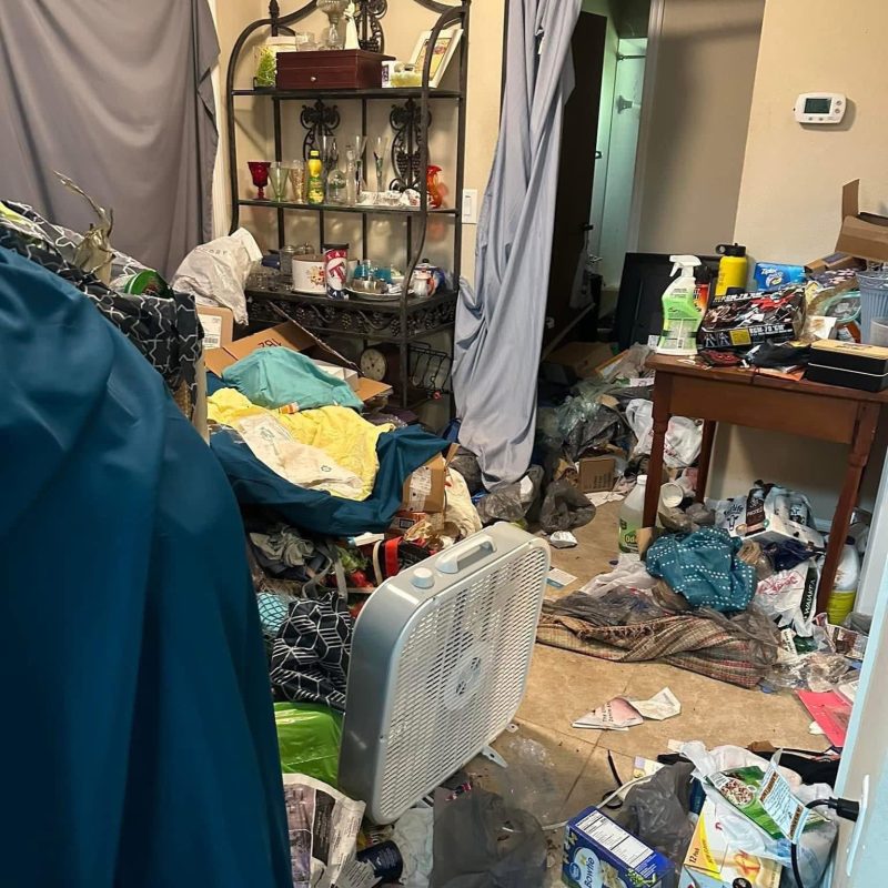 Liftoff Junk Removal Chandler AZ | Dumpster rental Same-Day Service Available